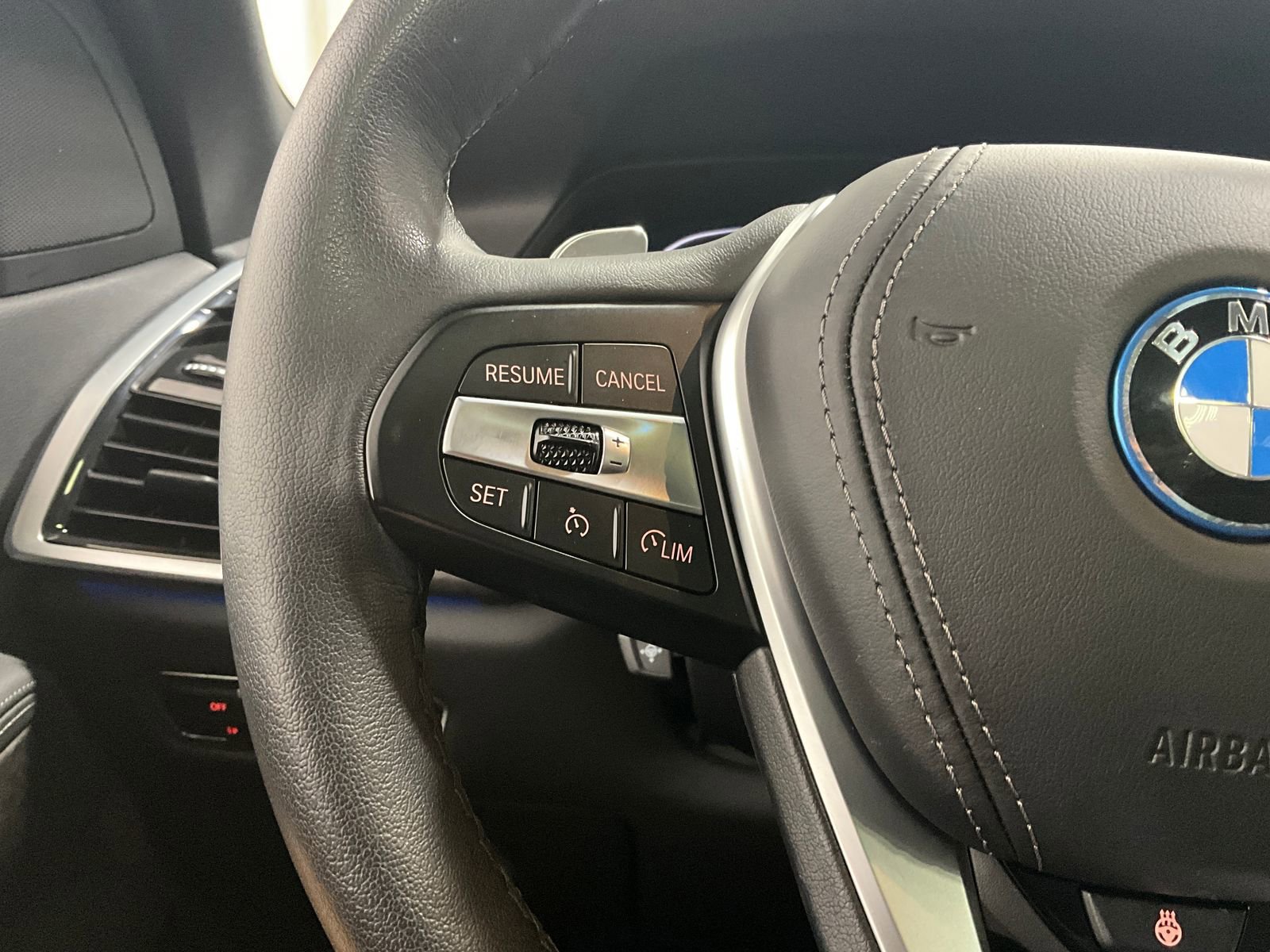 Used 2023 BMW X5 xDrive45e w/ Luxury Seating Package image 15