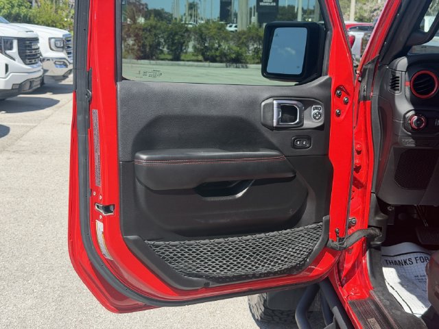 Used 2024 Jeep Wrangler Rubicon AWD/4WD image 28
