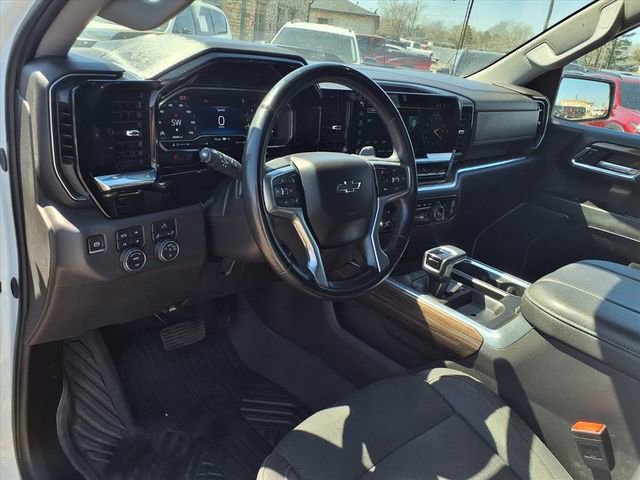 Used 2024 Chevrolet Silverado 1500 LT Trail Boss w/ Protection Package image 10