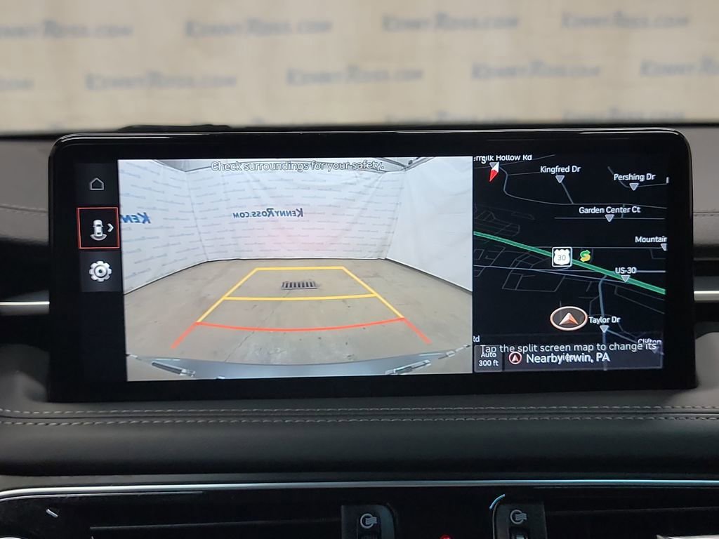 Used 2023 Genesis G70 2.0T image 18