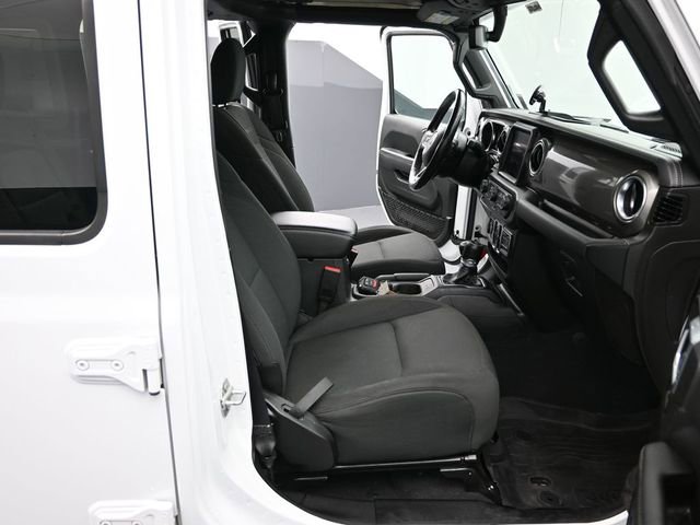 Used 2023 Jeep Wrangler Sahara w/ Cold Weather Group image 29