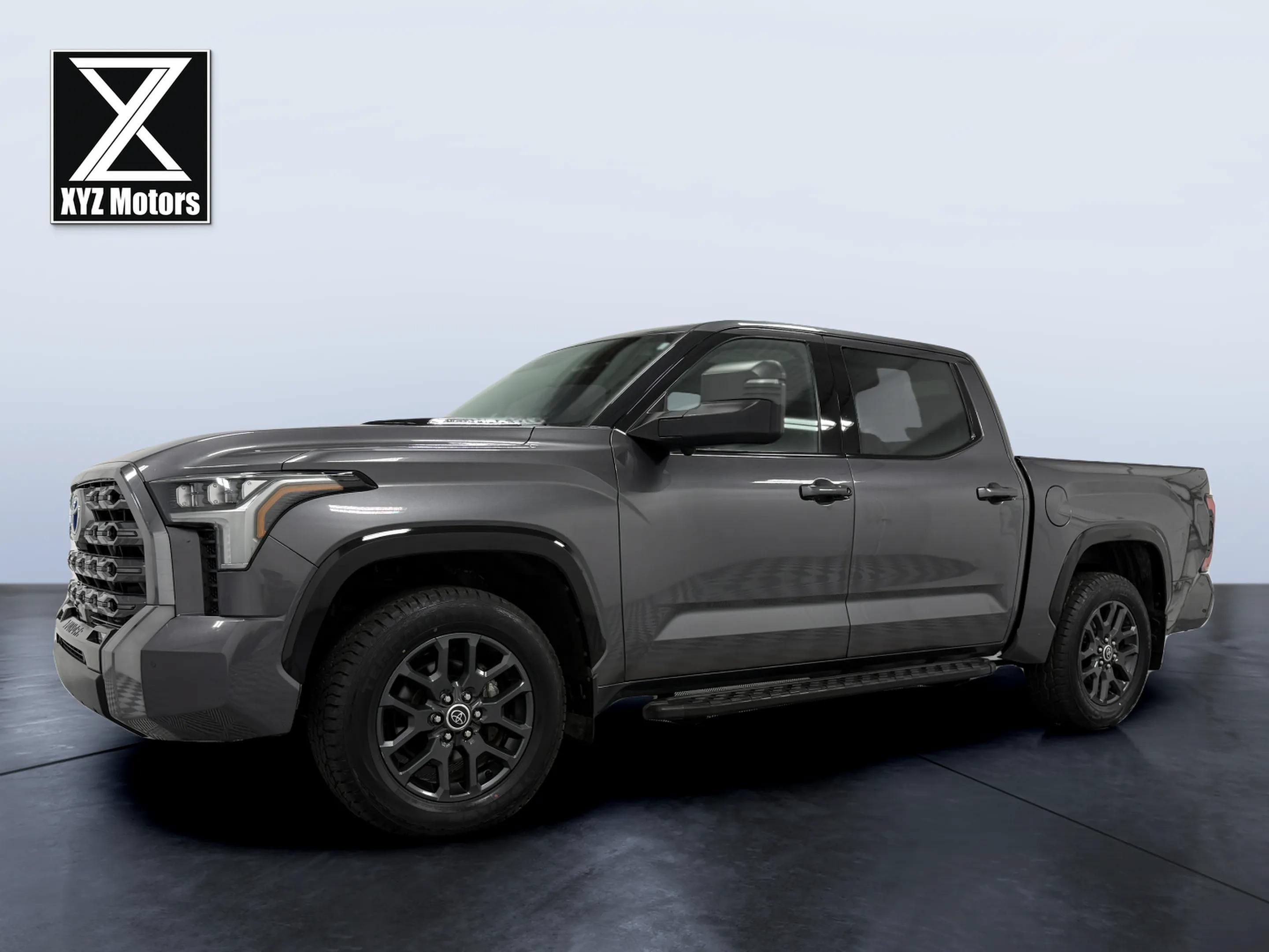 Used 2022 Toyota Tundra Platinum AWD/4WD image 2