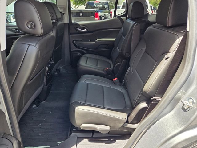 Used 2023 GMC Acadia SLT w/ Elevation Edition FWD image 6