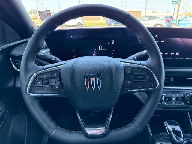 Certified 2025 Buick Envista Preferred w/ Convenience I Package image 18