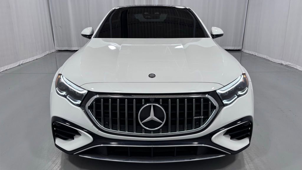 Certified 2025 Mercedes-Benz E 53 AMG e 4MATIC Sedan image 3