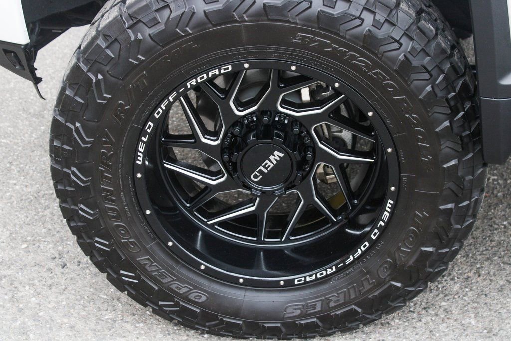 Used 2024 Chevrolet Silverado 3500 High Country w/ High Country Premium Package image 48