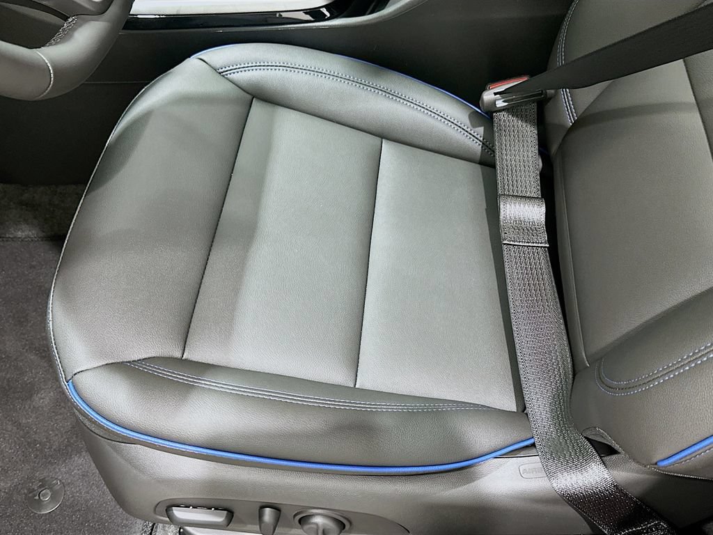 New 2026 Buick Envista Sport Touring w/ Convenience I Package FWD image 19