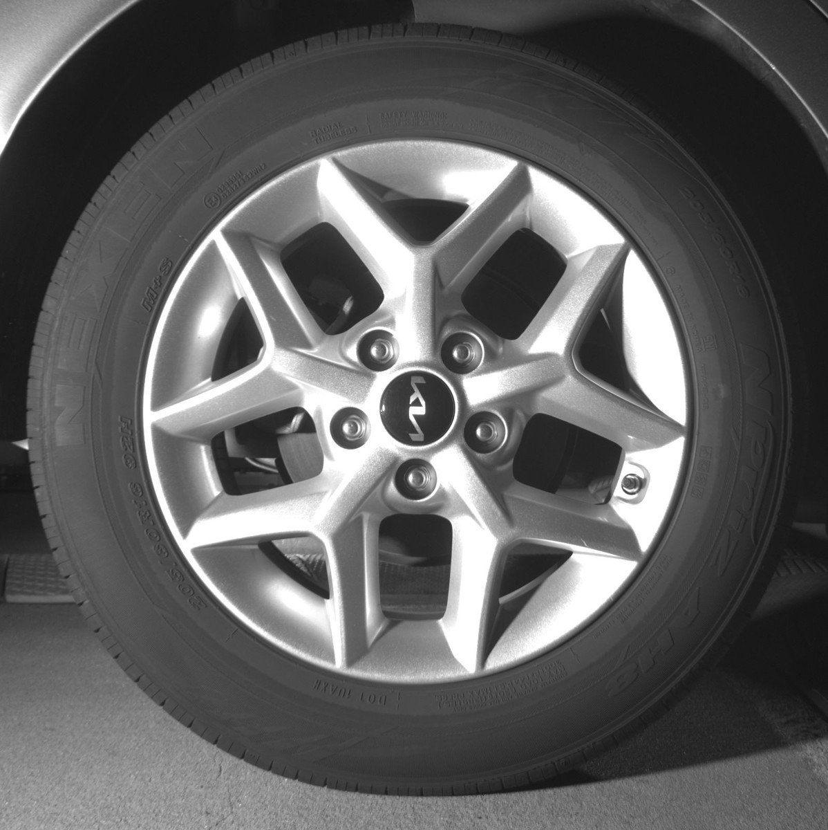 Used 2025 Kia Soul LX w/ LX Technology Package image 15