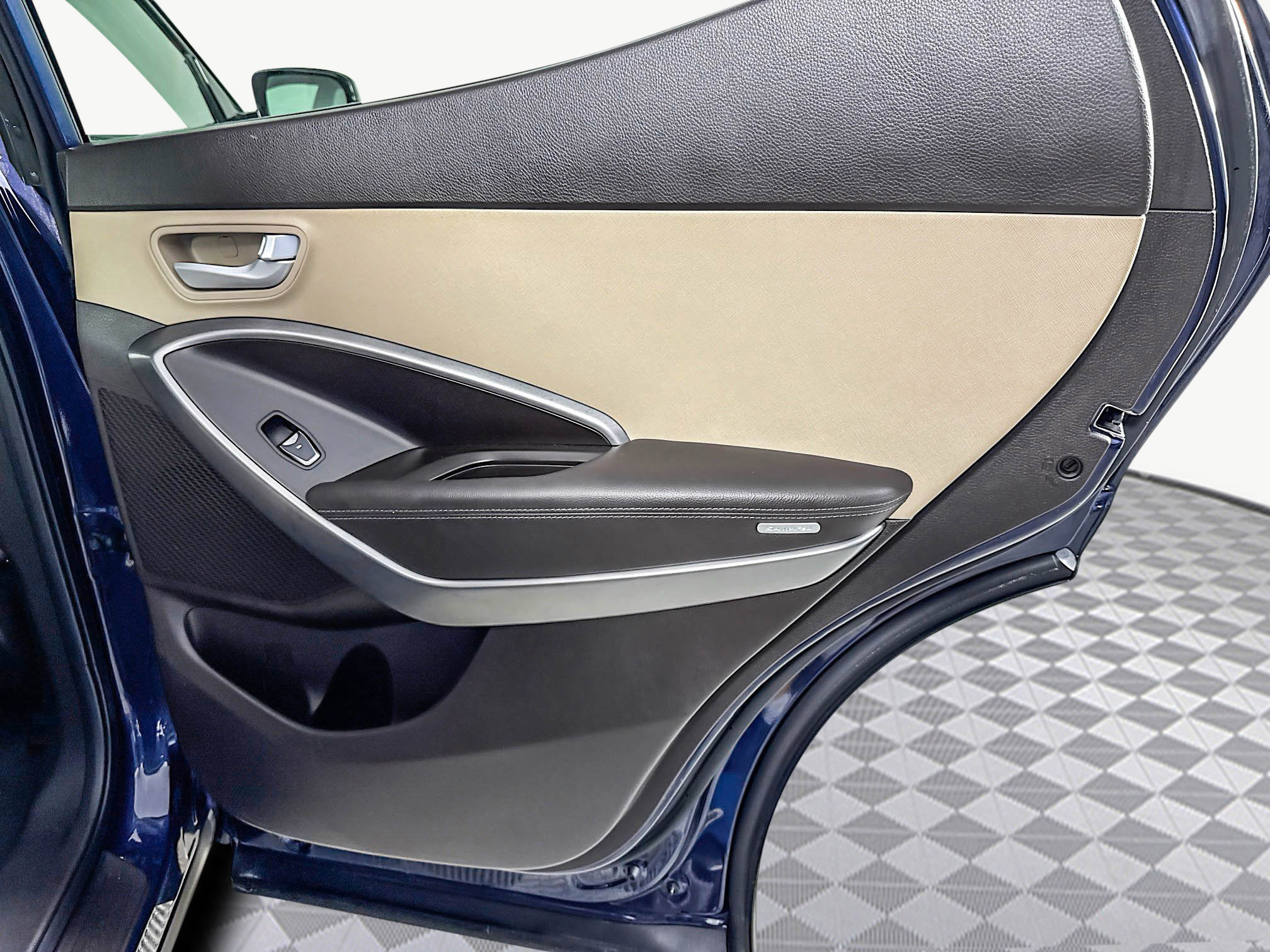 Used 2017 Hyundai Santa Fe Sport image 26