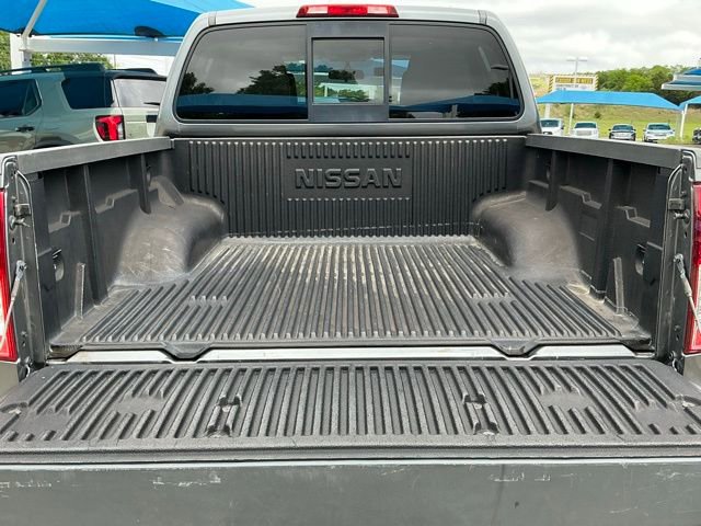 Used 2018 Nissan Frontier SV RWD image 6