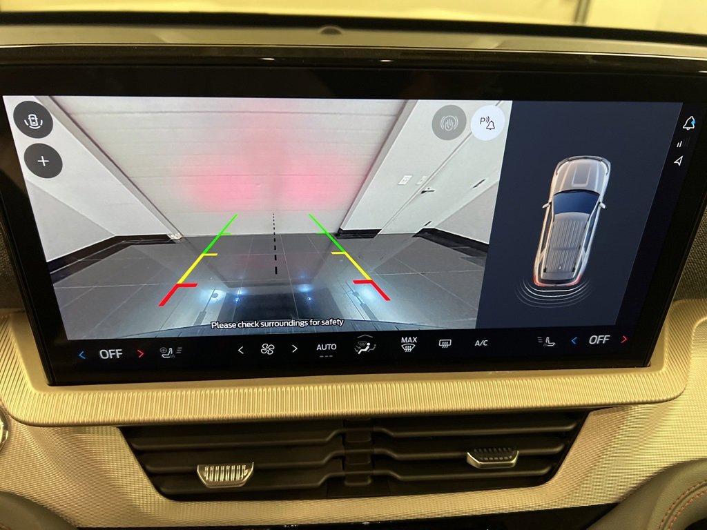 New 2025 Ford Explorer Active w/ Active Comfort Package image 12