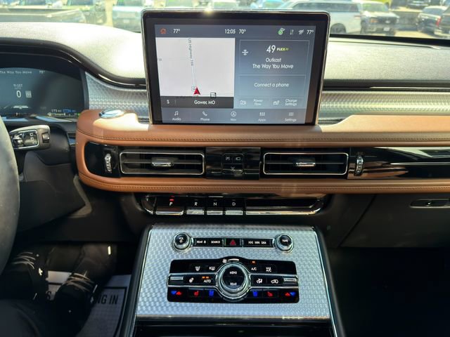 Used 2023 Lincoln Aviator Grand Touring w/ Equipment Group 301A image 28