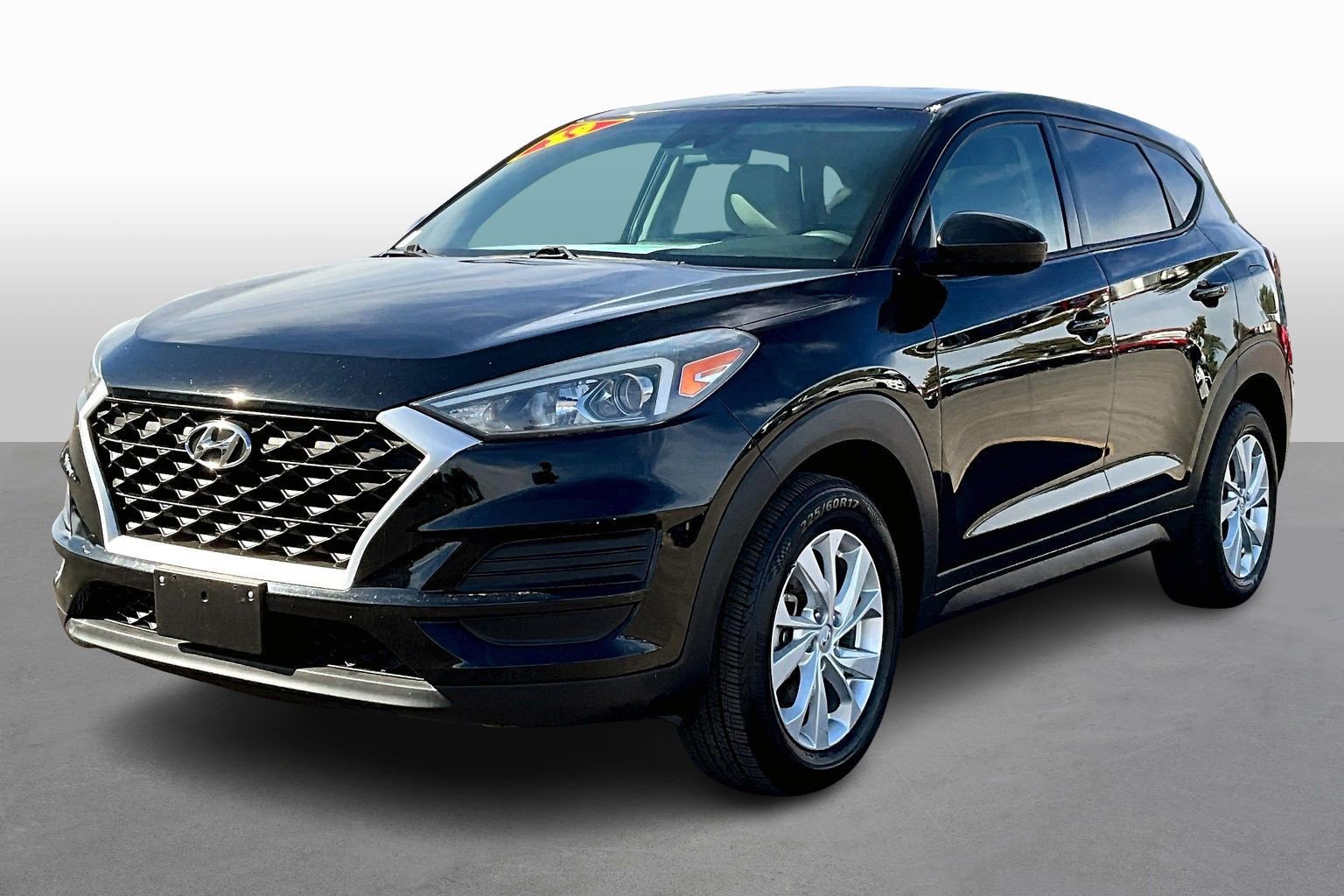 Used 2019 Hyundai Tucson SE AWD/4WD image 1