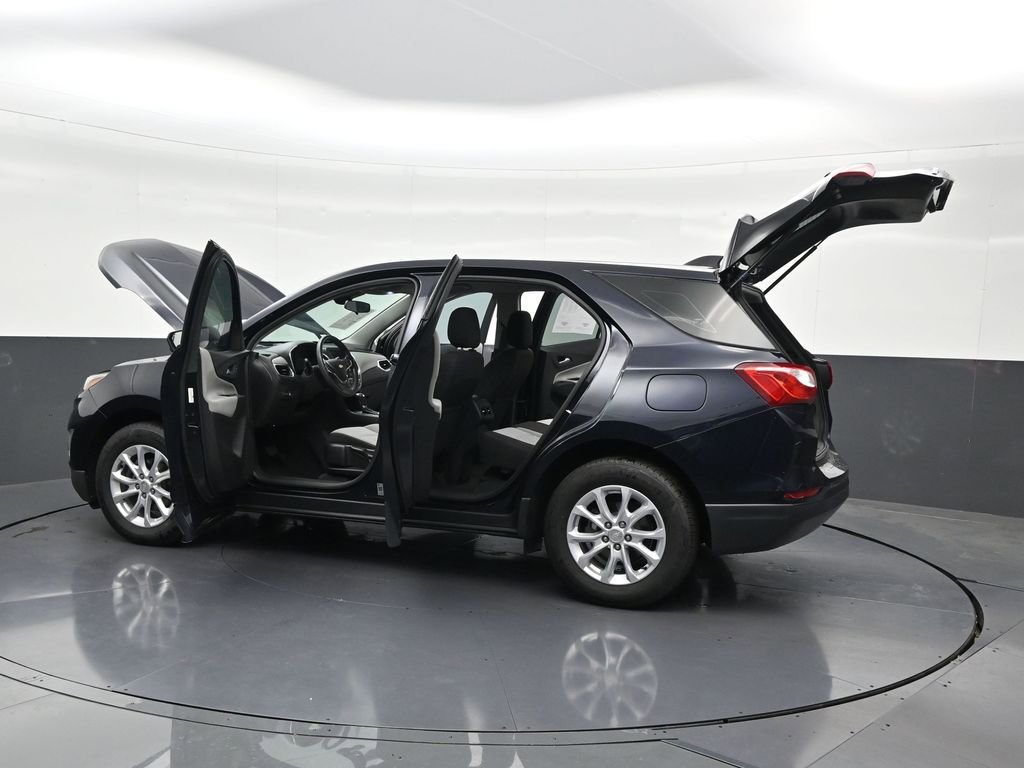 Used 2020 Chevrolet Equinox LS image 34