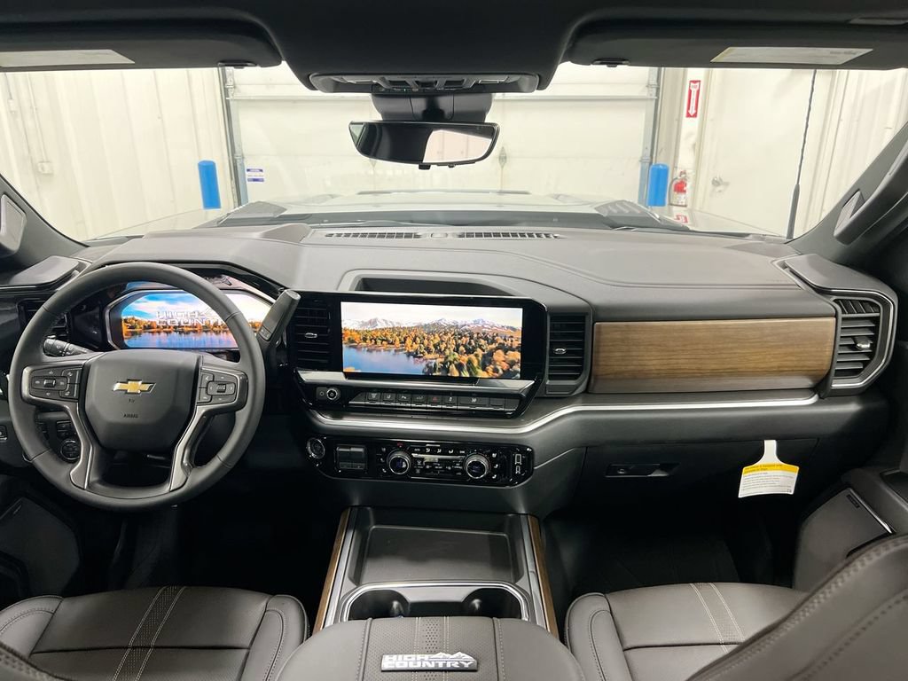 New 2026 Chevrolet Silverado 3500 High Country w/ High Country Premium Package AWD/4WD image 5
