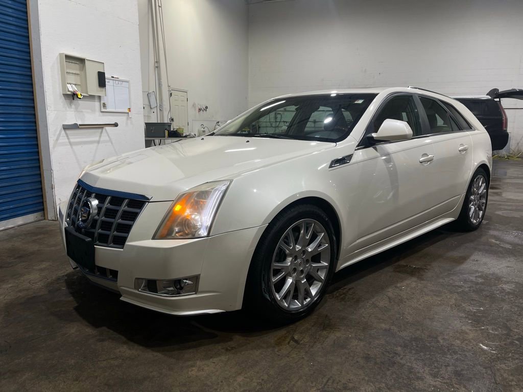 Used 2013 Cadillac CTS Premium image 3