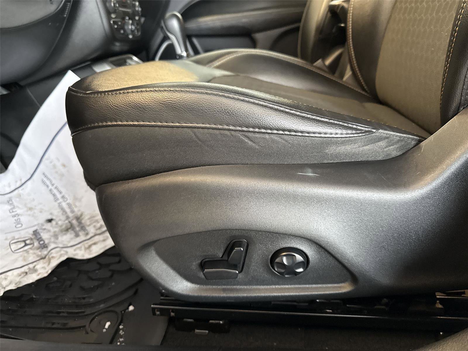 Used 2018 Jeep Compass Latitude w/ Popular Equipment Group image 14