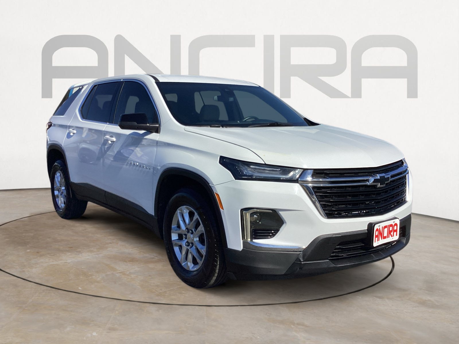 Used 2023 Chevrolet Traverse LS FWD image 7