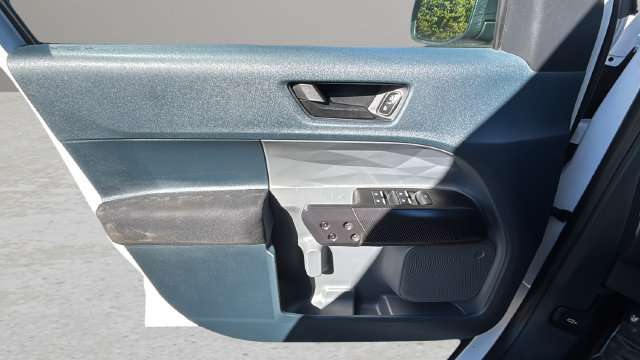 Used 2024 Ford Maverick XL FWD image 19