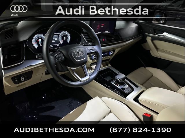 Certified 2025 Audi Q5 2.0T Premium w/ Convenience Plus Package image 13