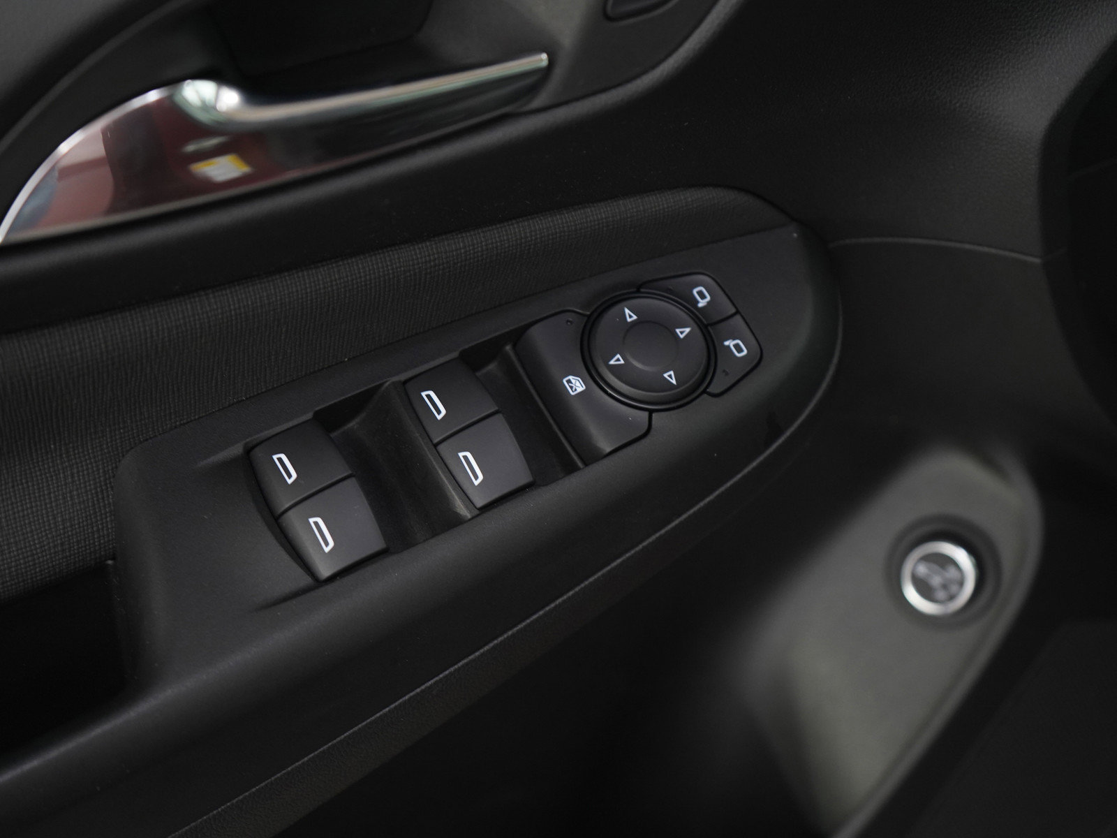 Used 2024 Buick Envista Avenir image 19