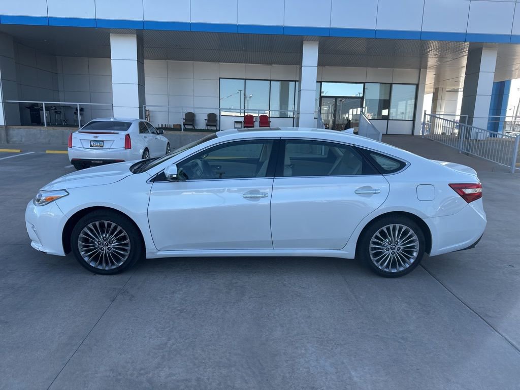 Used 2016 Toyota Avalon Limited w/ Toyota Safety Sense Package FWD image 29