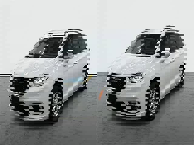 Used 2022 Chrysler Pacifica Touring-L image 1