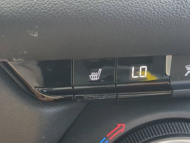 Used 2024 Chevrolet Blazer LT w/ Convenience Package FWD image 21