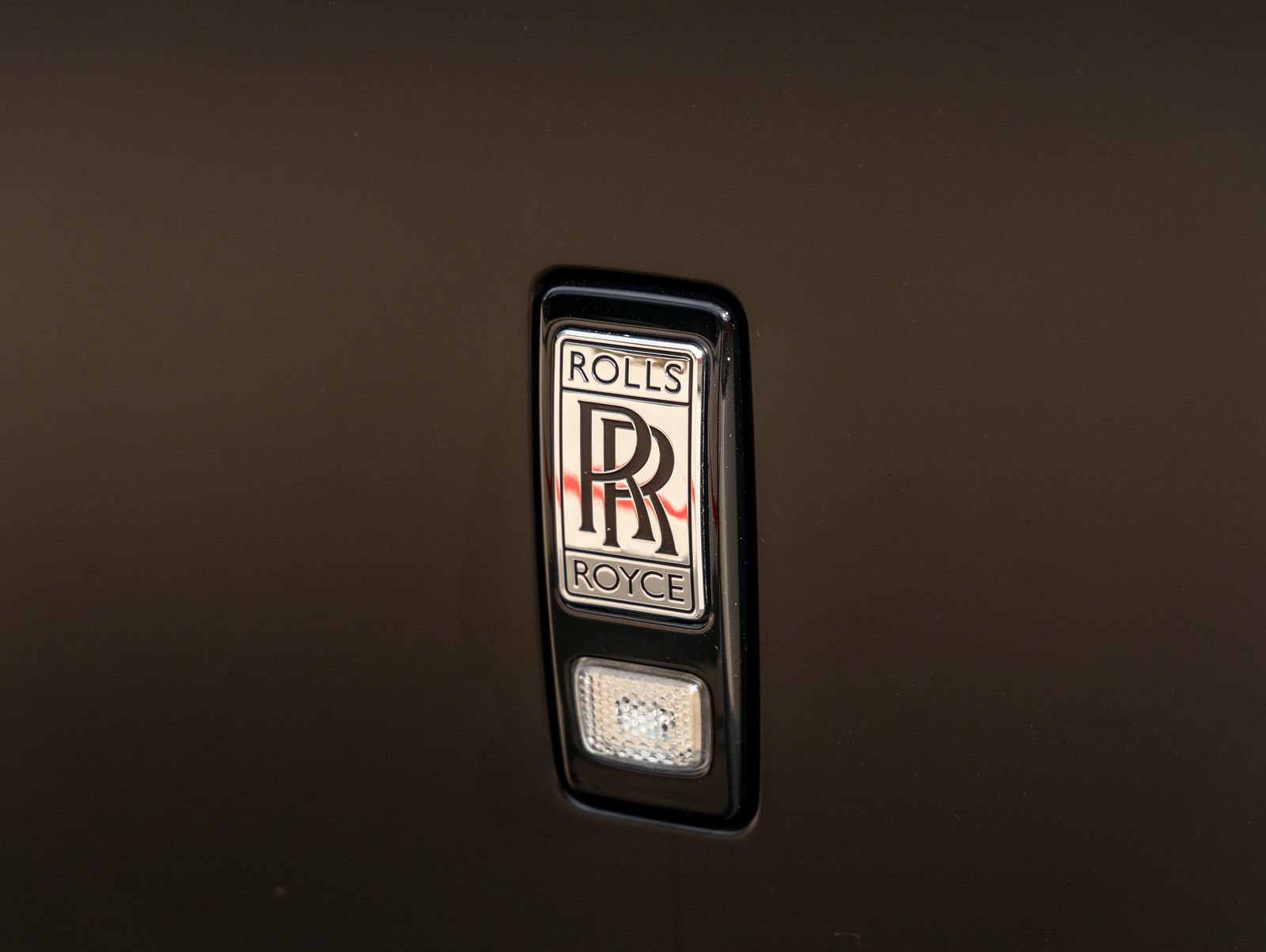 Used 2016 Rolls-Royce Dawn RWD image 17
