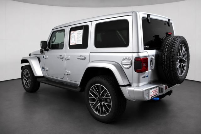 Used 2024 Jeep Wrangler High Altitude AWD/4WD image 6