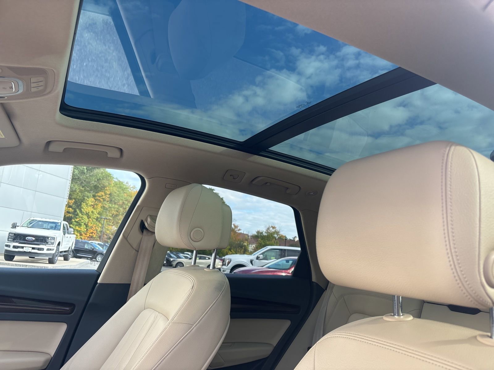 Used 2018 Audi Q5 2.0T Premium Plus w/ Premium Plus Package image 25