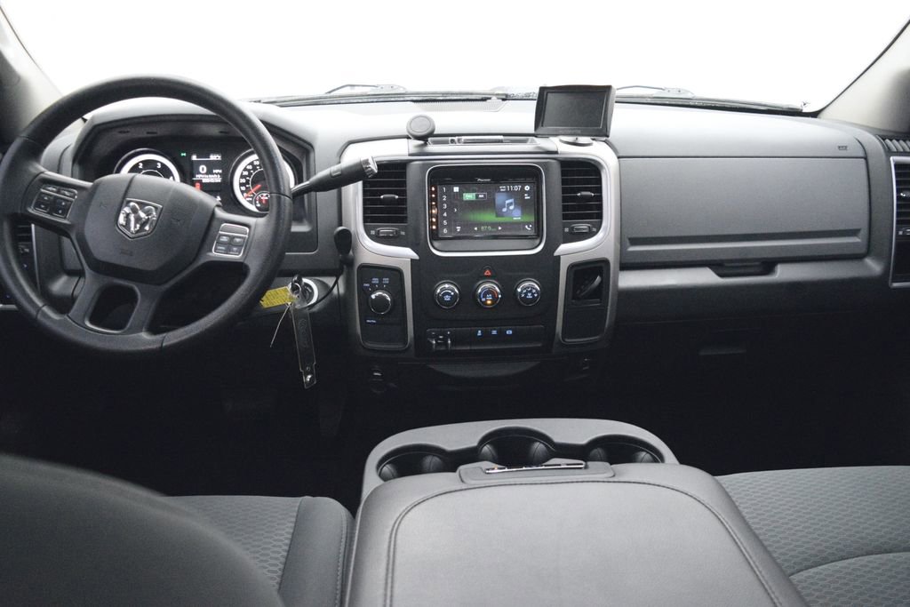 Used 2016 RAM 2500 SLT AWD/4WD image 17