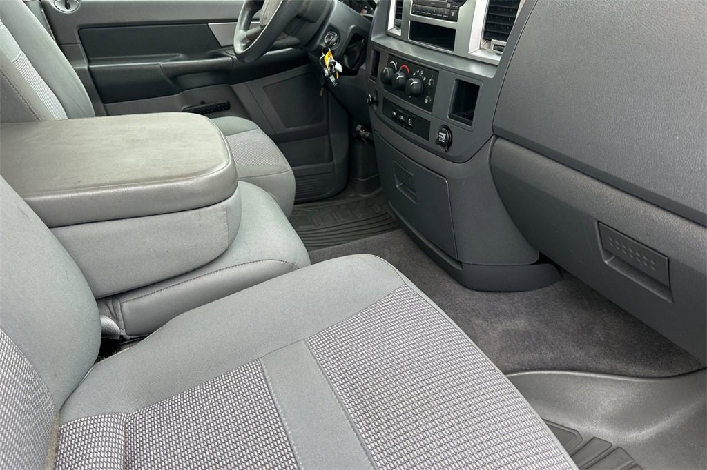 Used 2009 Dodge Ram 2500 Truck SLT w/ Trailer Tow Group image 15