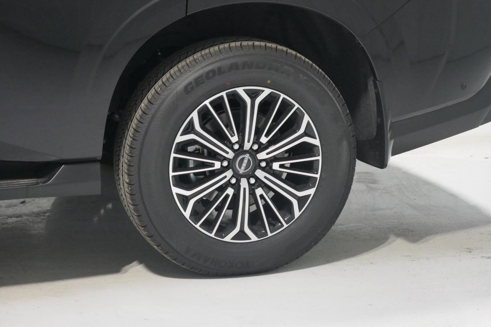 New 2026 Nissan Armada SL w/ Convenience Package image 27