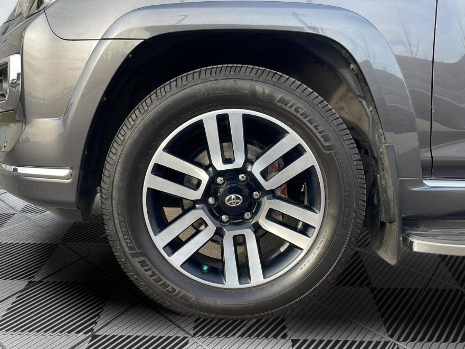 Used 2022 Toyota 4Runner Limited image 10