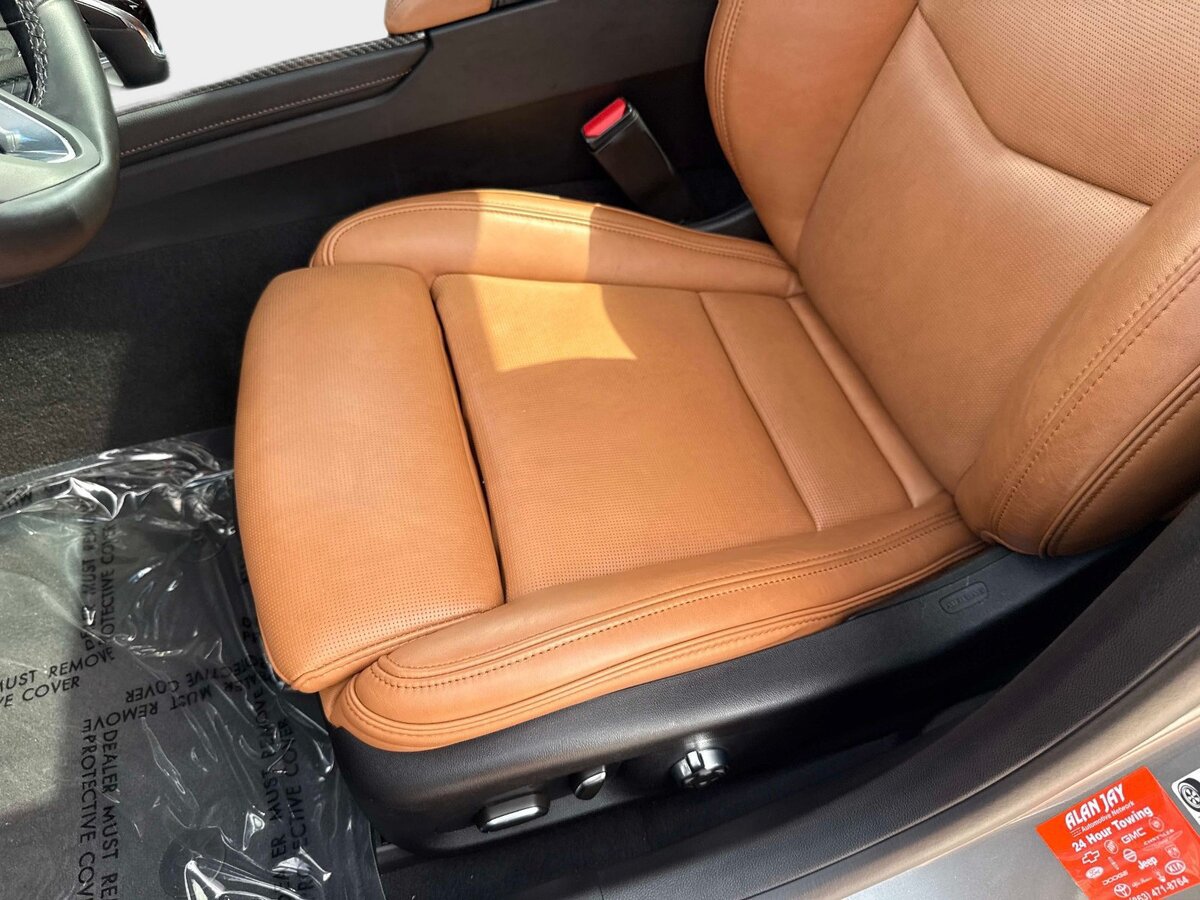 Used 2023 Cadillac CT5 V w/ Platinum Package RWD image 19