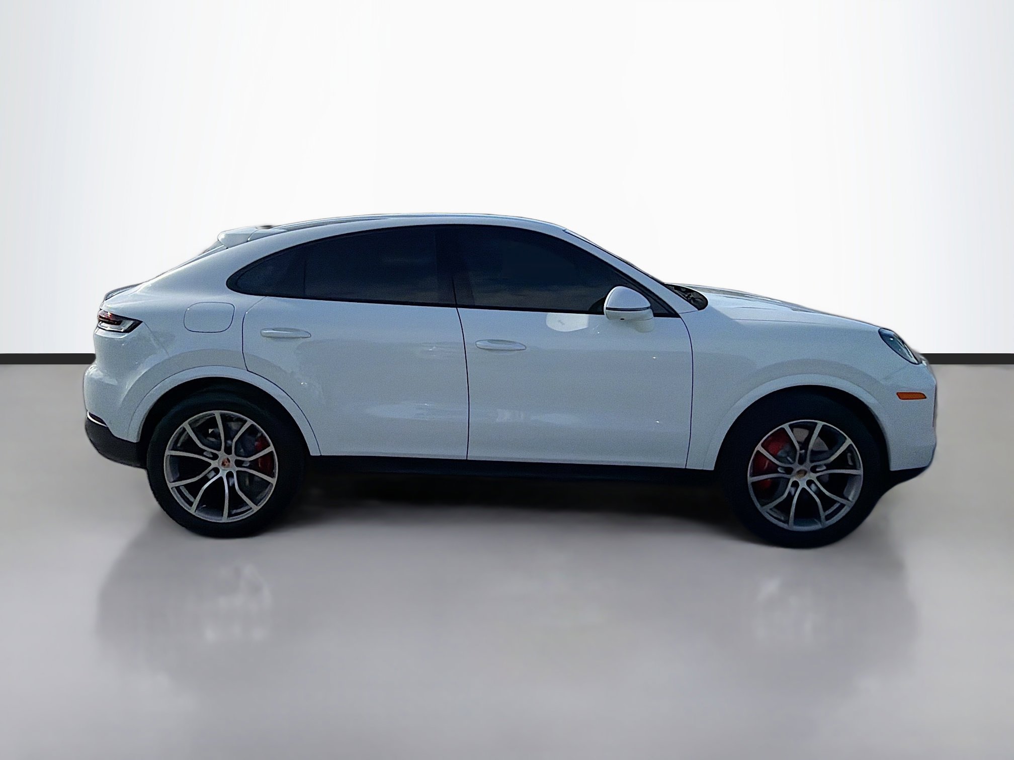 Used 2024 Porsche Cayenne S image 6