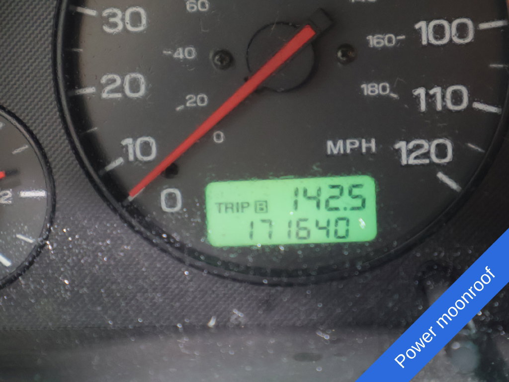 Used 2002 Subaru Outback Limited AWD/4WD image 4