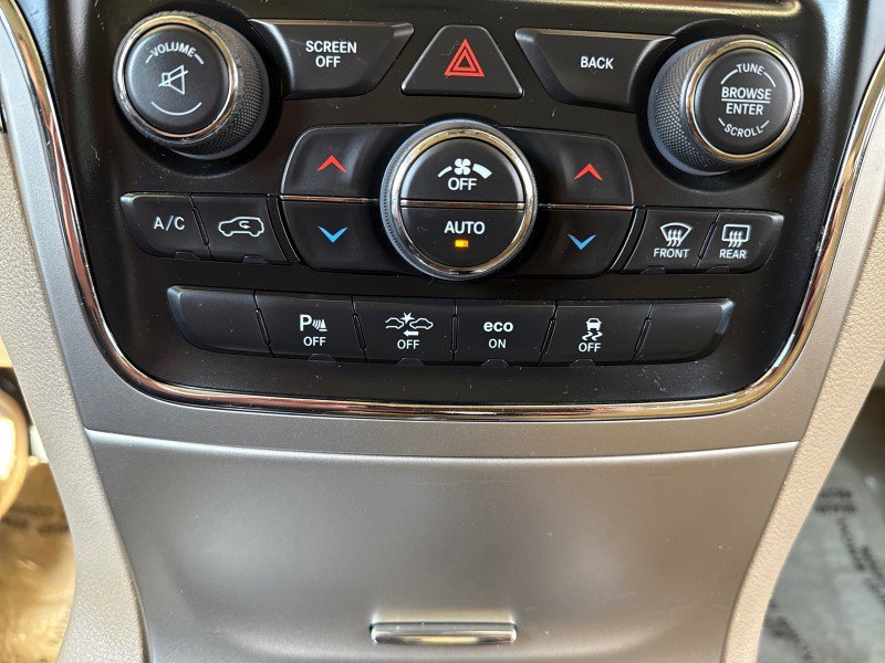 Used 2015 Jeep Grand Cherokee Overland w/ Advanced Technology Group image 28