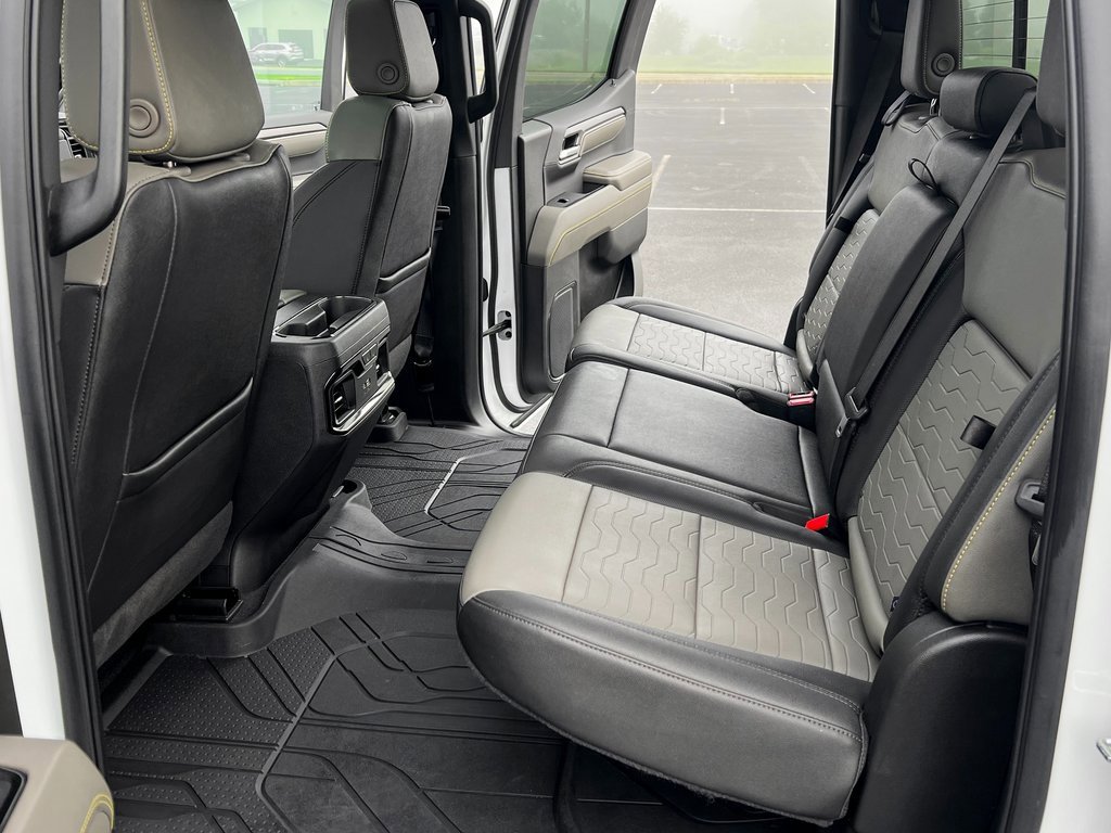 Used 2024 Chevrolet Silverado 1500 ZR2 image 19