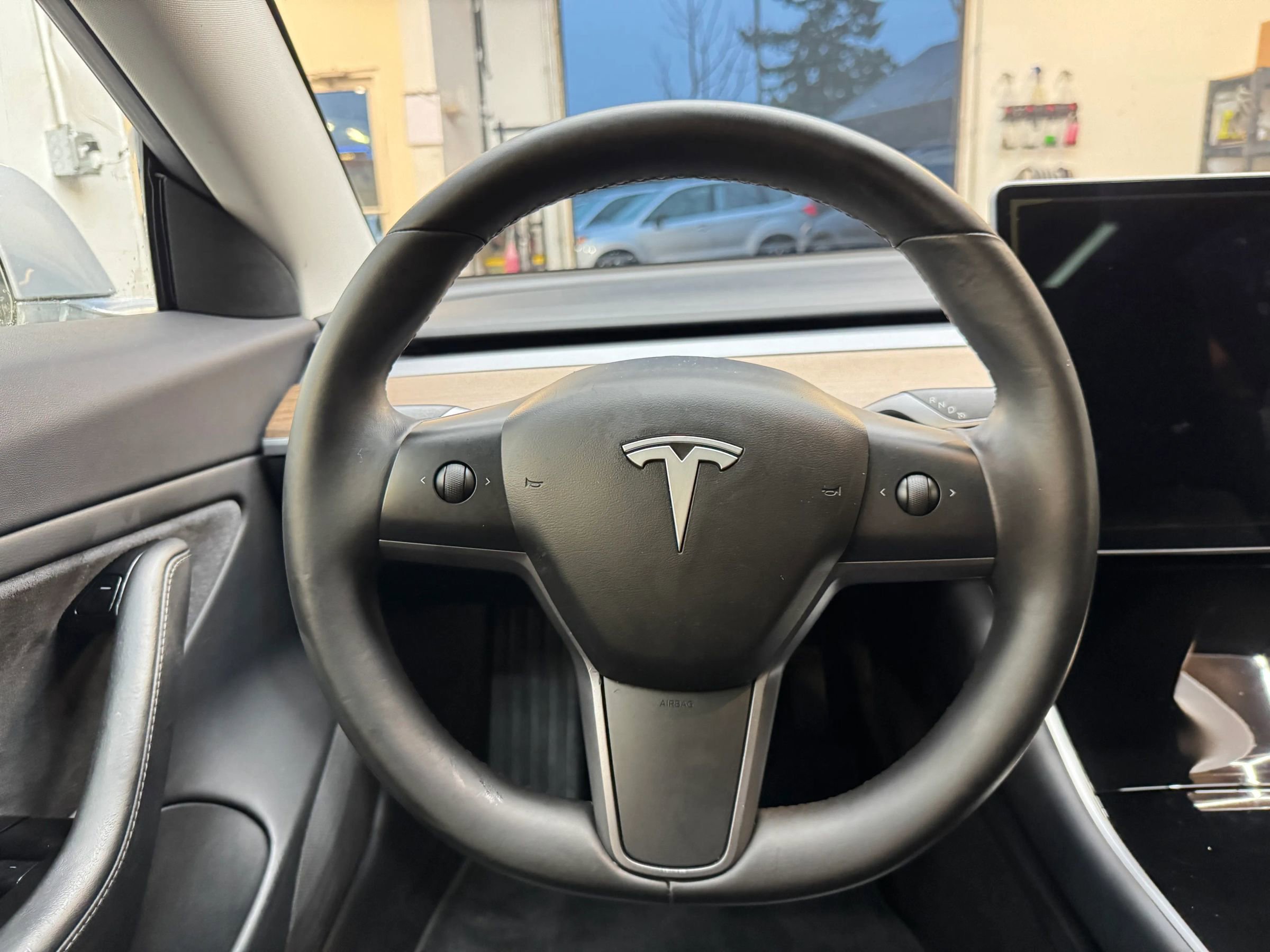 Used 2018 Tesla Model 3 Long Range image 17