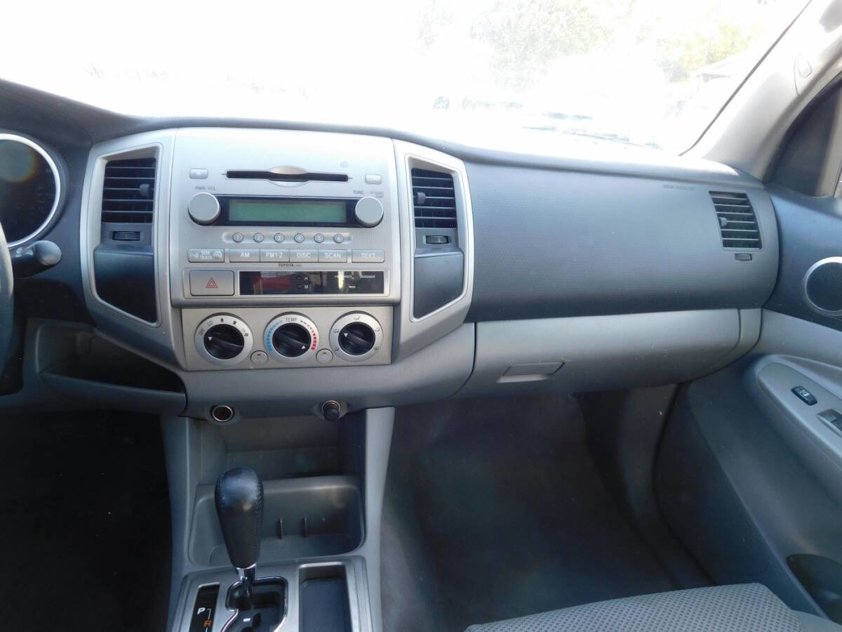 Used 2005 Toyota Tacoma PreRunner RWD image 6