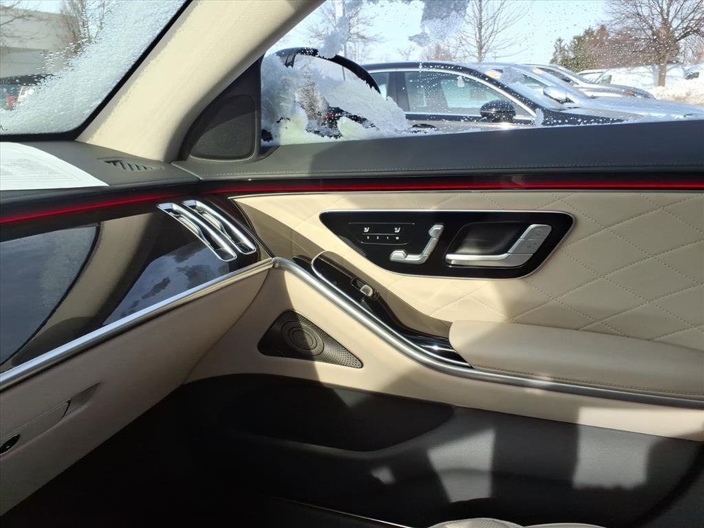 Used 2023 Mercedes-Benz S 580 4MATIC Sedan image 19