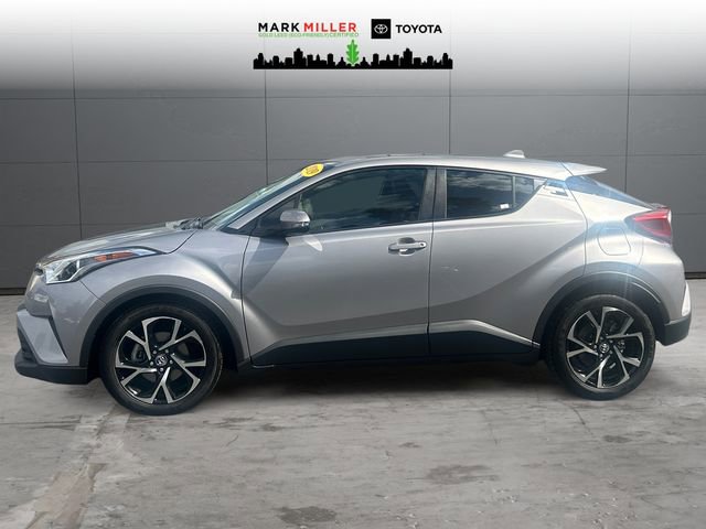 Used 2019 Toyota C-HR XLE FWD image 2