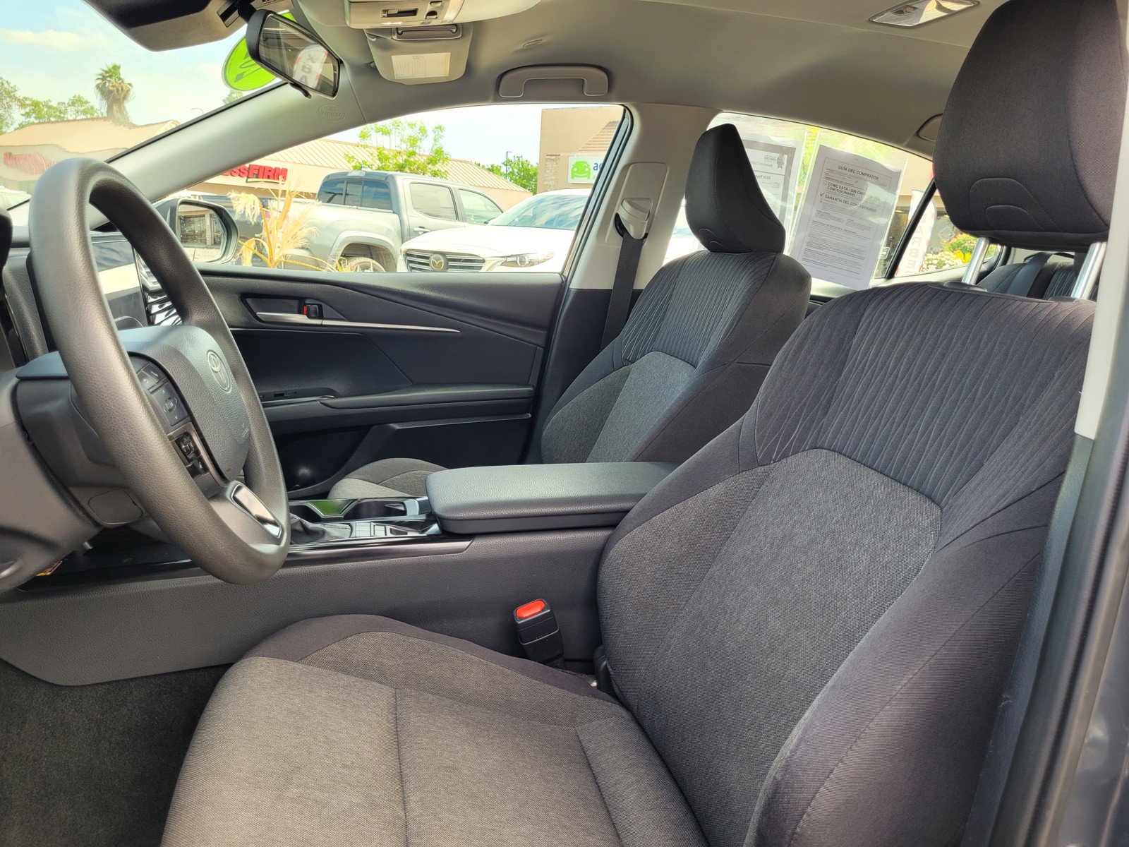 Used 2025 Toyota Camry LE image 10