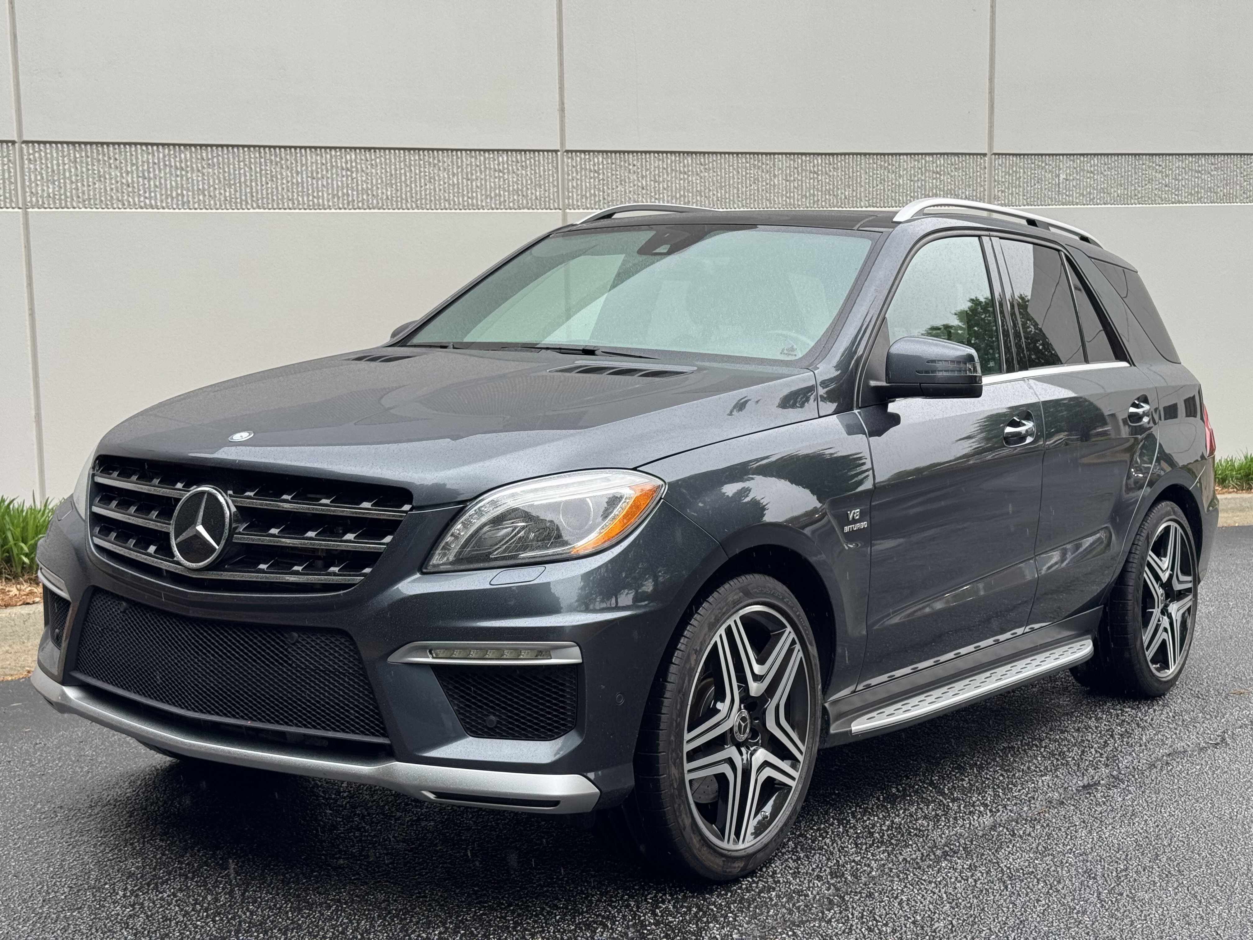 Used 2012 Mercedes-Benz ML 63 AMG 4MATIC image 1