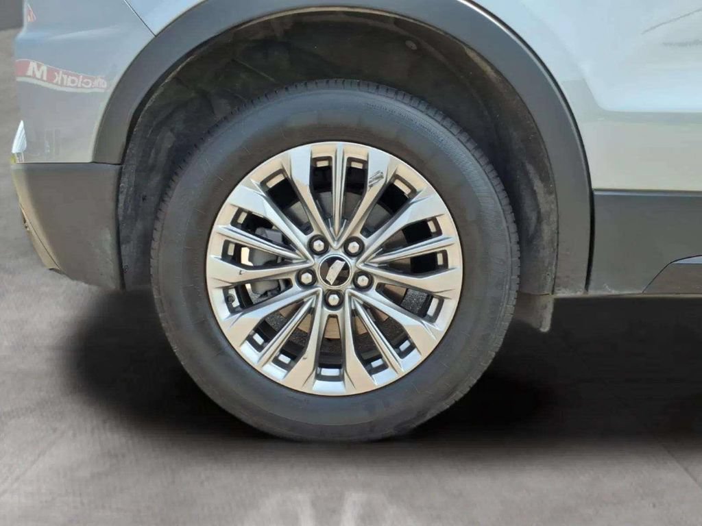 Used 2025 Cadillac XT4 Premium Luxury FWD image 20
