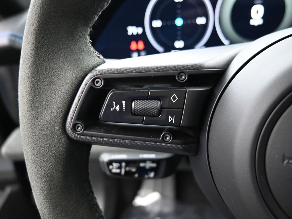 Certified 2025 Porsche Taycan Turbo GT image 19