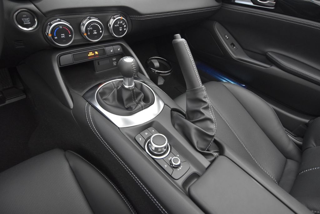 New 2026 MAZDA MX-5 Miata Grand Touring w/ Weather Package RWD image 34