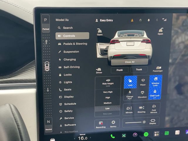 Used 2022 Tesla Model X Plaid AWD/4WD image 11
